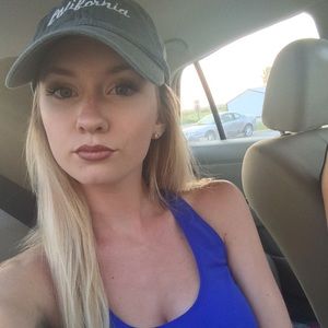 Meet your Posher, Evonne